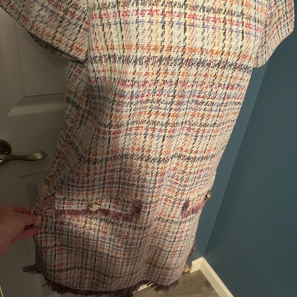 Chic Multicolor Tweed Dress - Picture 8 of 12